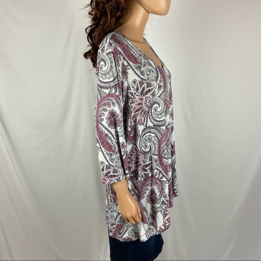 Tahari White Pink Patterned 3/4 Sleeve Blouse - Picture 3 of 6